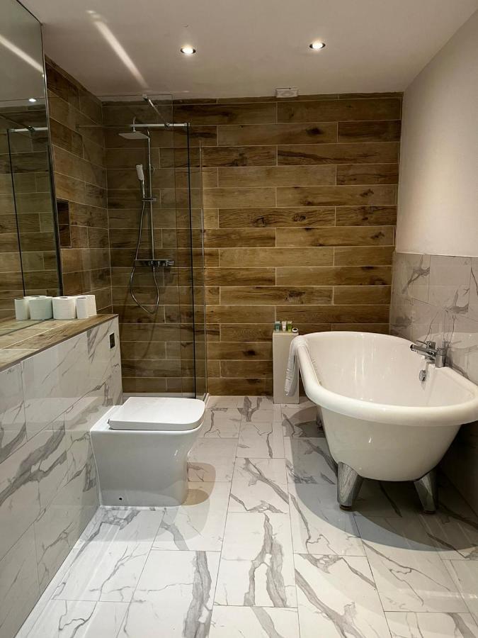 West End -Stunning, 2 Bedroom, Main Door Flat With Private Parking Glasgow Exterior foto
